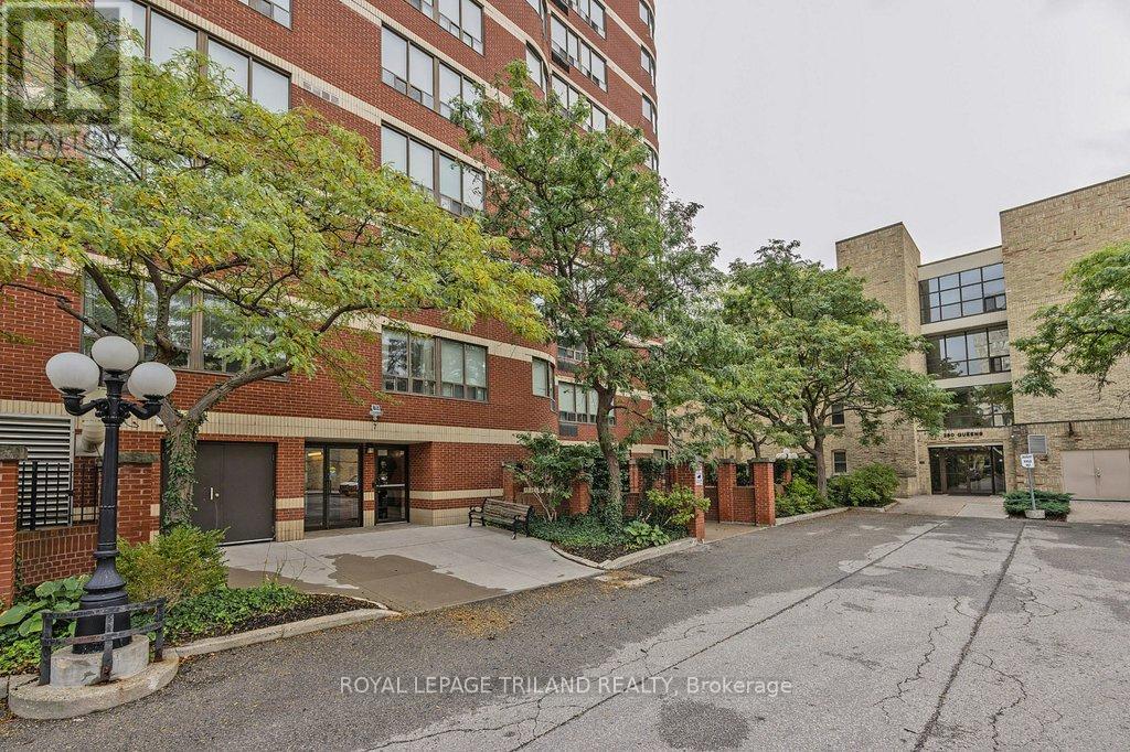 403 - 7 Picton Street, London East (East F), Ontario  N6B 3N7 - Photo 3 - X12216777