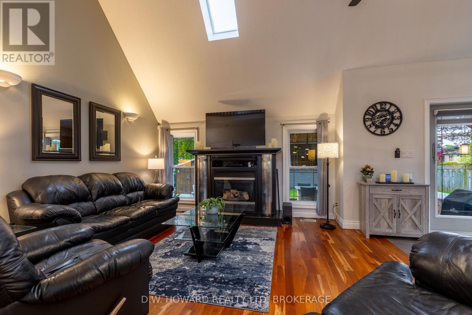 45 Westwood Drive, Port Colborne, Ontario  L3K 6B9 - Photo 15 - X12205674