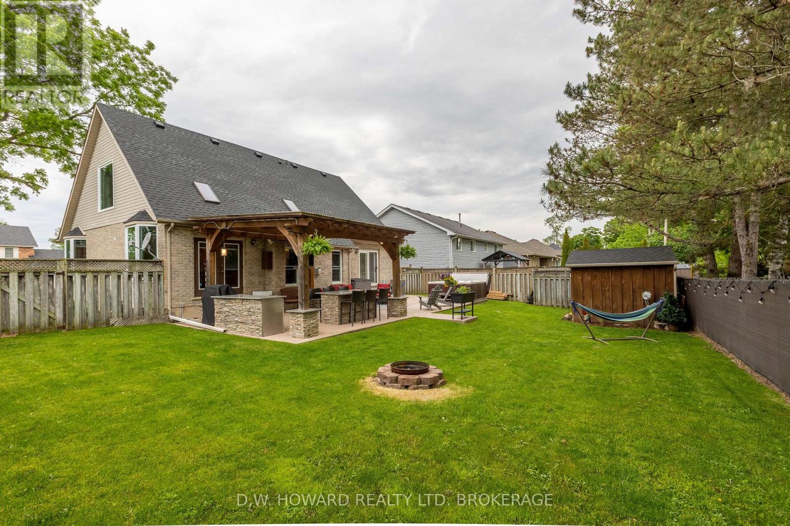 45 Westwood Drive, Port Colborne, Ontario  L3K 6B9 - Photo 37 - X12205674
