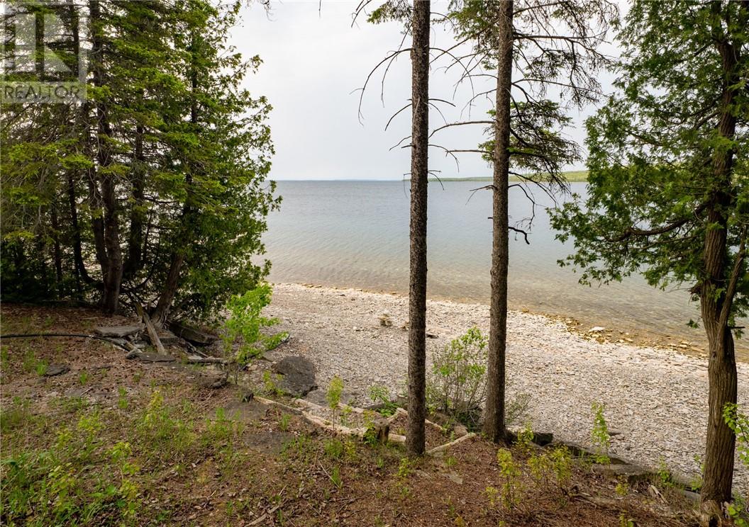 25 Sunova Beach Road, Manitowaning, Ontario  P0P 1N0 - Photo 2 - 2122699