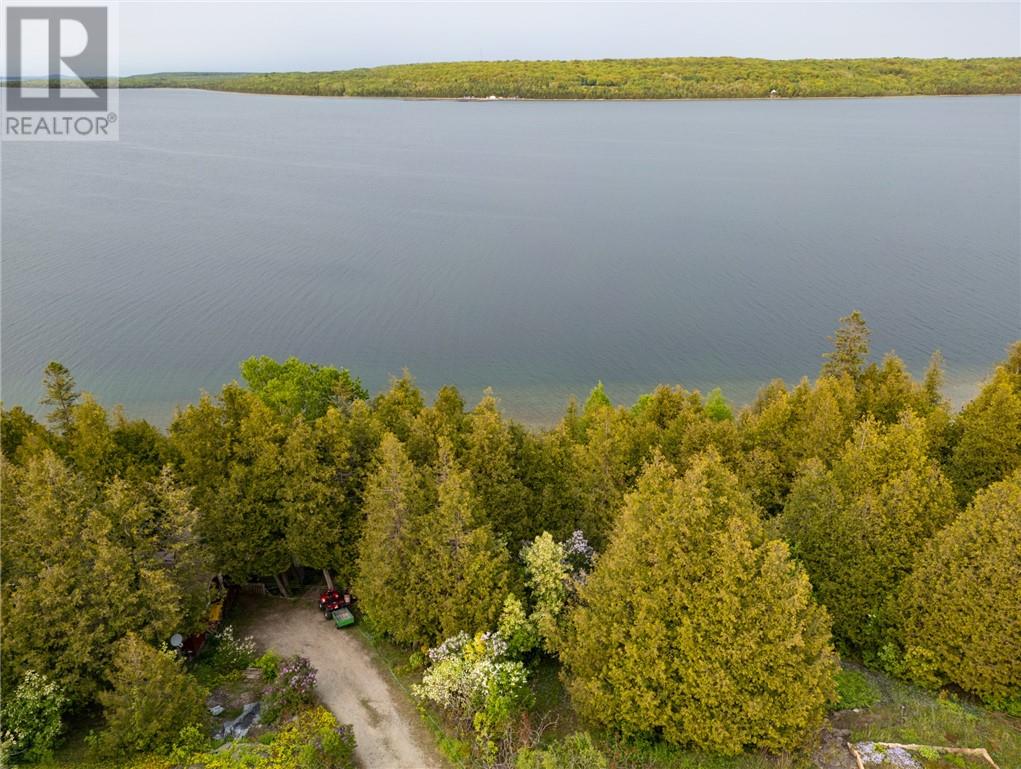 25 Sunova Beach Road, Manitowaning, Ontario  P0P 1N0 - Photo 4 - 2122699