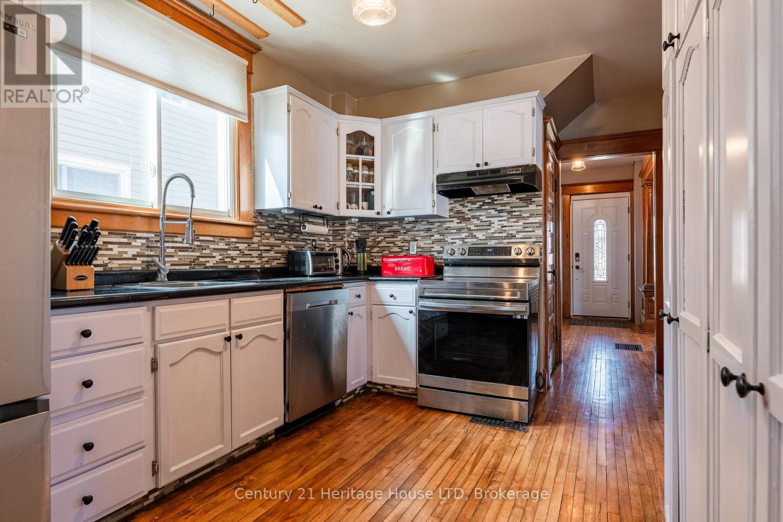149 Bald Street, Welland (Broadway), Ontario  L3C 5C5 - Photo 12 - X12216493