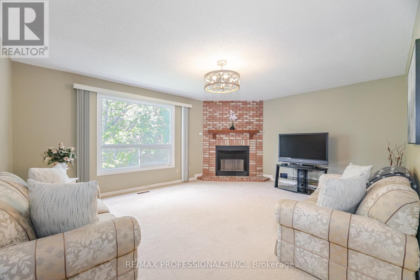 29 Moeller Court, Toronto, Ontario  M1E 5C1 - Photo 14 - E12216593