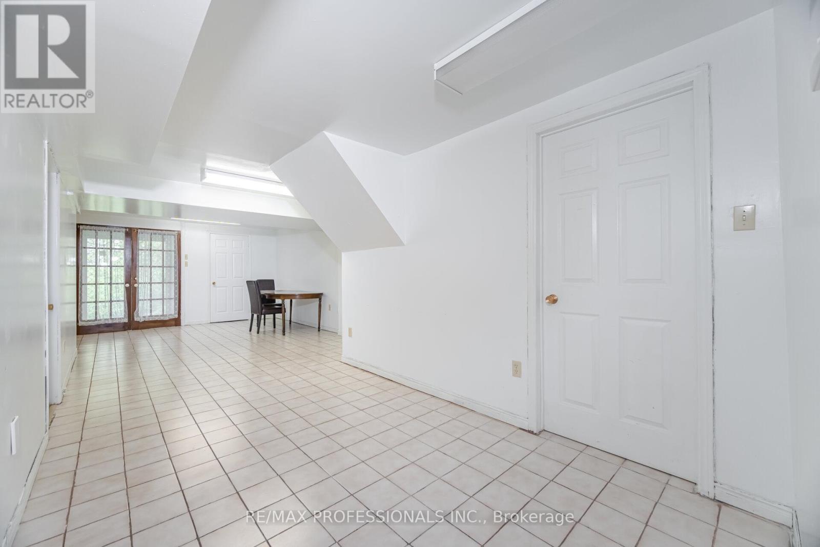 29 Moeller Court, Toronto, Ontario  M1E 5C1 - Photo 39 - E12216593