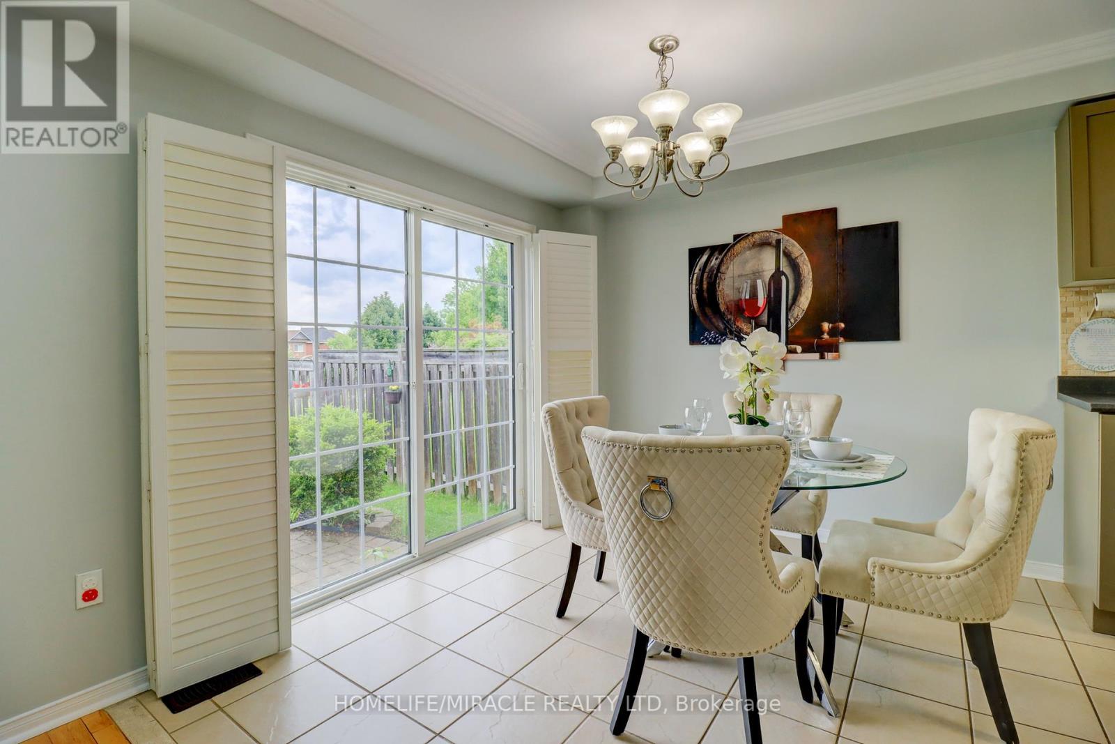 12 Breezewood Court, Whitby (Brooklin), Ontario  L1M 2L4 - Photo 11 - E12216629