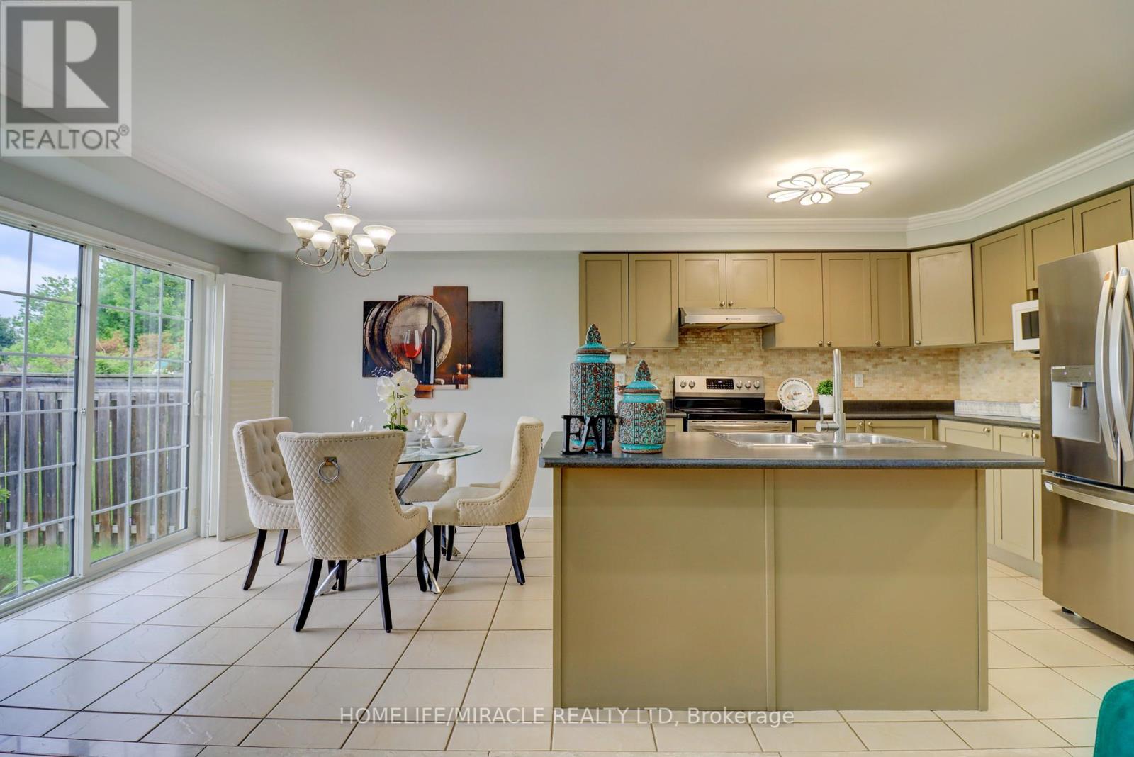12 Breezewood Court, Whitby (Brooklin), Ontario  L1M 2L4 - Photo 15 - E12216629