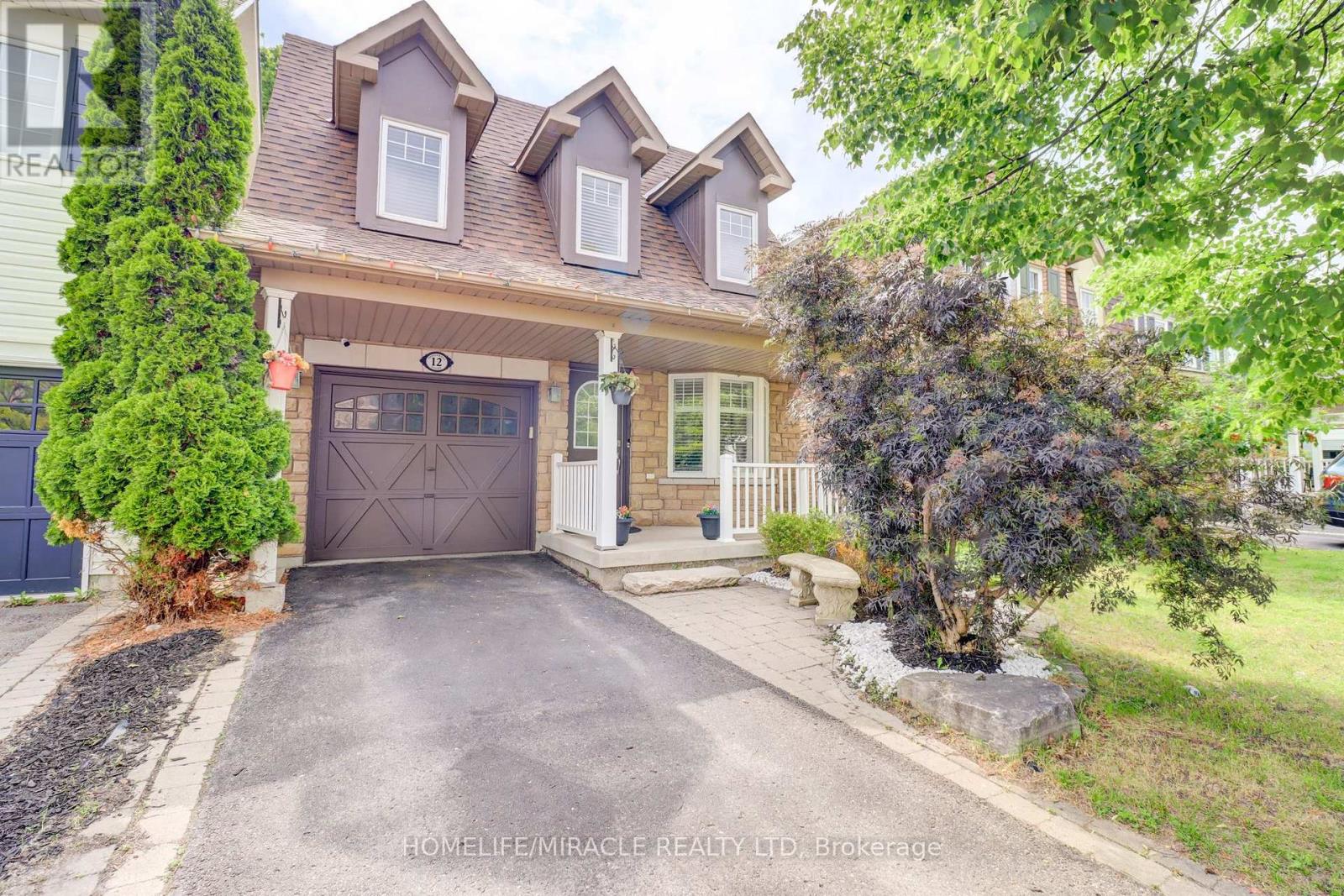 12 Breezewood Court, Whitby (Brooklin), Ontario  L1M 2L4 - Photo 4 - E12216629