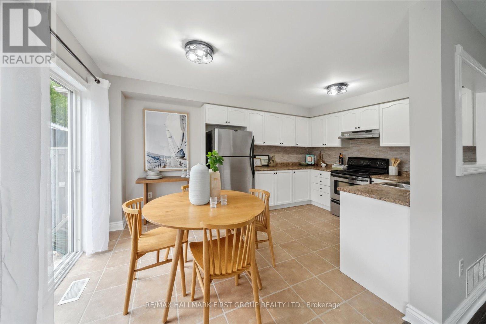 69 Vanguard Drive, Whitby (Brooklin), Ontario  L1M 2P1 - Photo 14 - E12216634