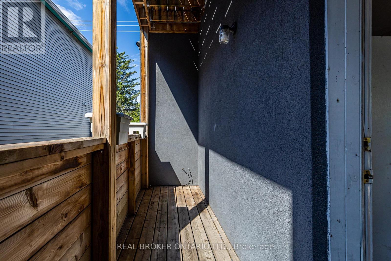 Main - 371 Jones Avenue, Toronto, Ontario  M4J 3G5 - Photo 12 - E12216637