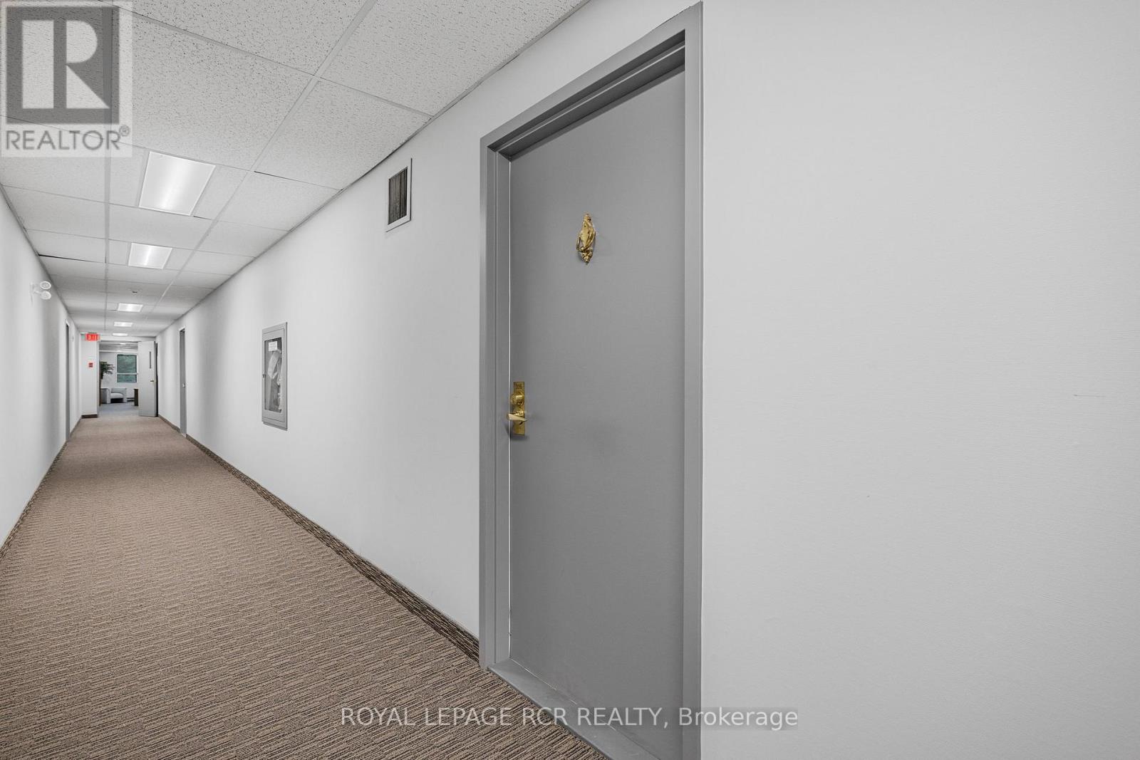 305 - 166 Olive Street, East Gwillimbury, Ontario  L9N 1M9 - Photo 16 - N12216542