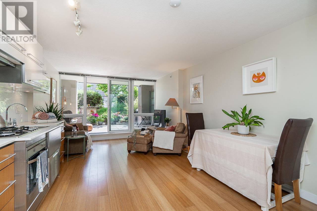 209 718 Main Street, Vancouver, British Columbia  V6A 0B1 - Photo 10 - R3014876