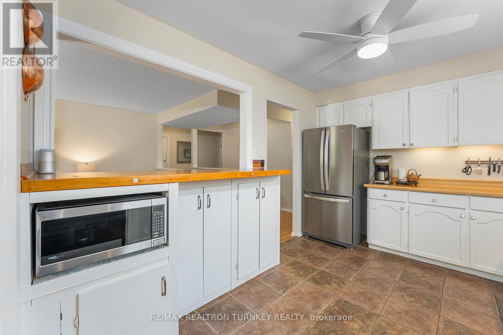 58 Olive Street, East Gwillimbury (Holland Landing), Ontario  L9N 1L5 - Photo 14 - N12216573