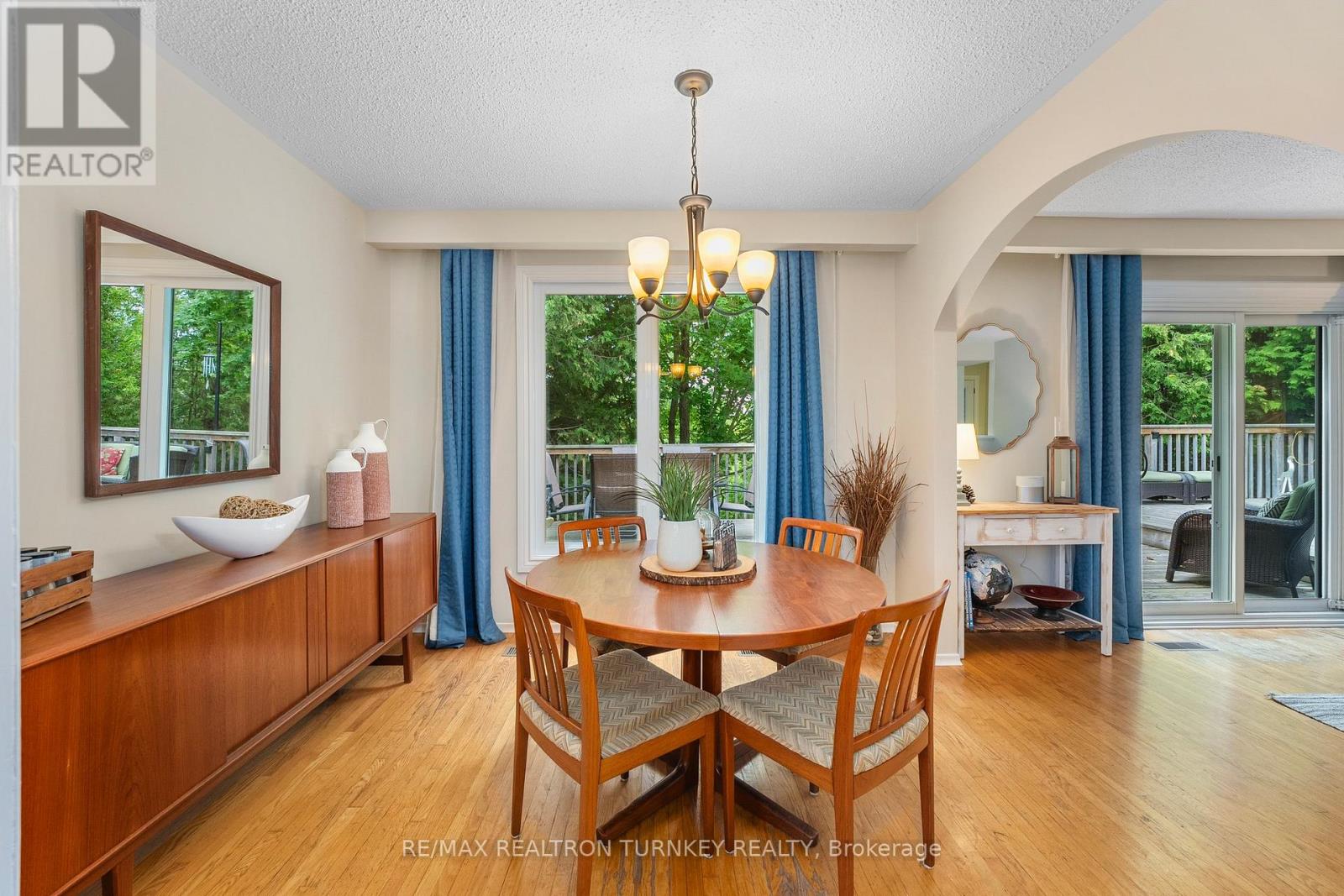 58 Olive Street, East Gwillimbury (Holland Landing), Ontario  L9N 1L5 - Photo 16 - N12216573