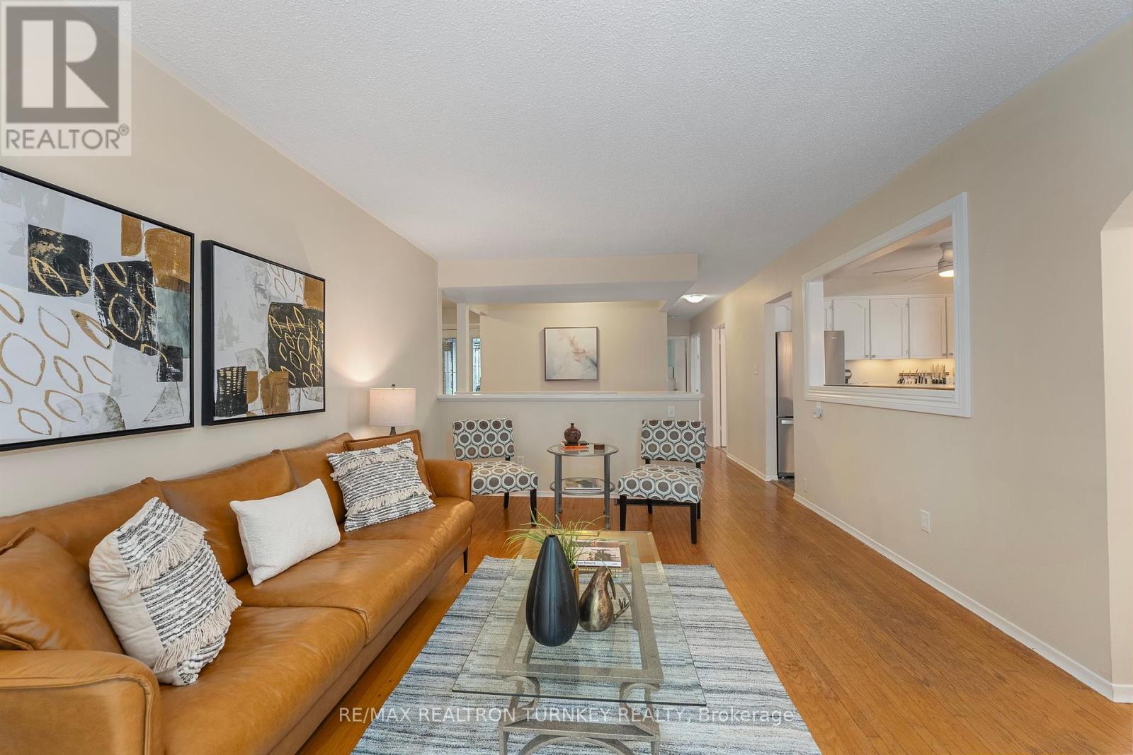 58 Olive Street, East Gwillimbury (Holland Landing), Ontario  L9N 1L5 - Photo 18 - N12216573