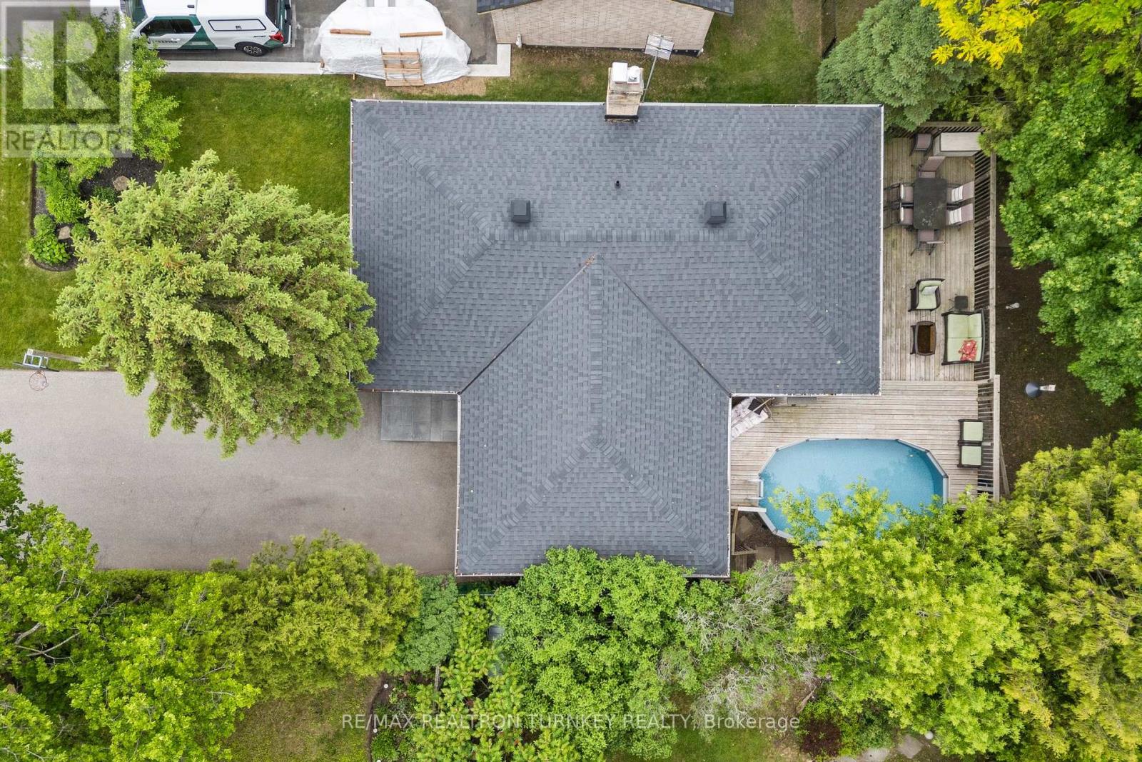 58 Olive Street, East Gwillimbury (Holland Landing), Ontario  L9N 1L5 - Photo 3 - N12216573