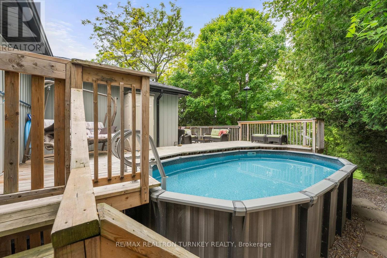 58 Olive Street, East Gwillimbury (Holland Landing), Ontario  L9N 1L5 - Photo 34 - N12216573