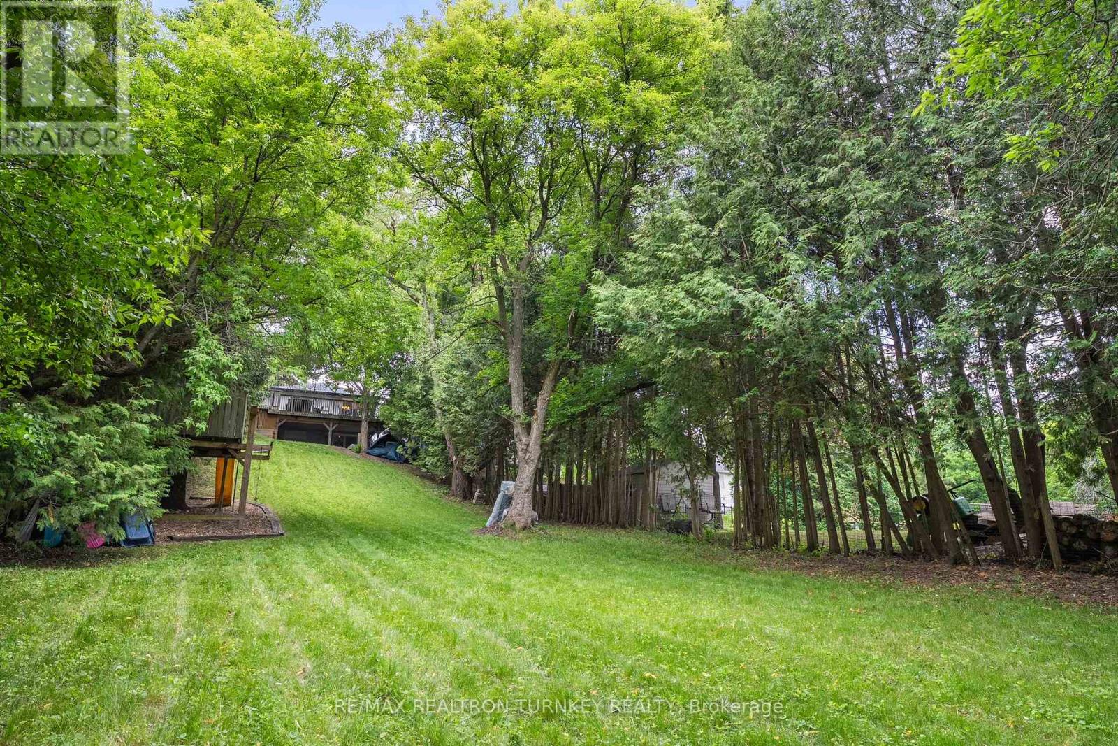 58 Olive Street, East Gwillimbury (Holland Landing), Ontario  L9N 1L5 - Photo 37 - N12216573