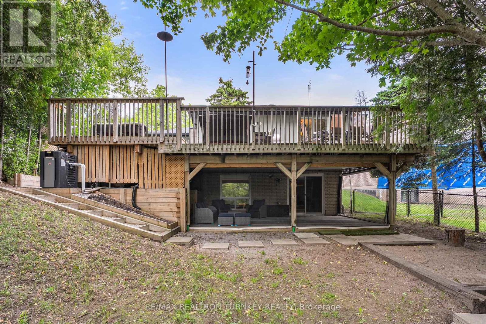 58 Olive Street, East Gwillimbury (Holland Landing), Ontario  L9N 1L5 - Photo 39 - N12216573
