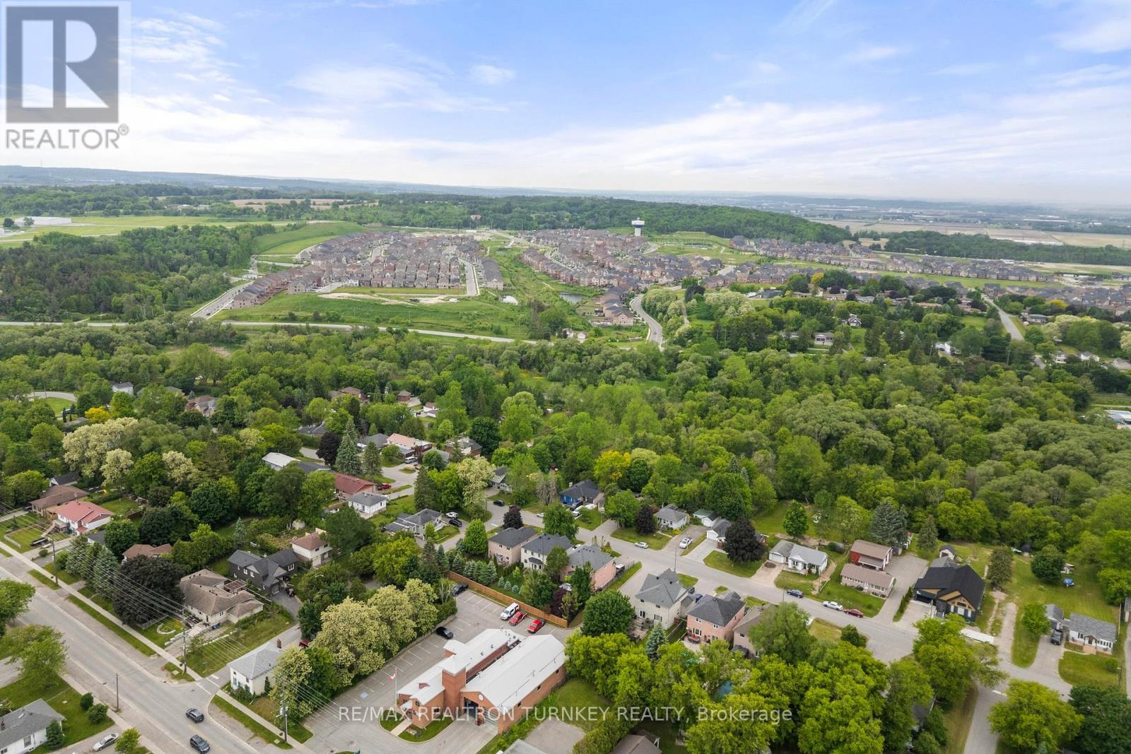 58 Olive Street, East Gwillimbury (Holland Landing), Ontario  L9N 1L5 - Photo 46 - N12216573