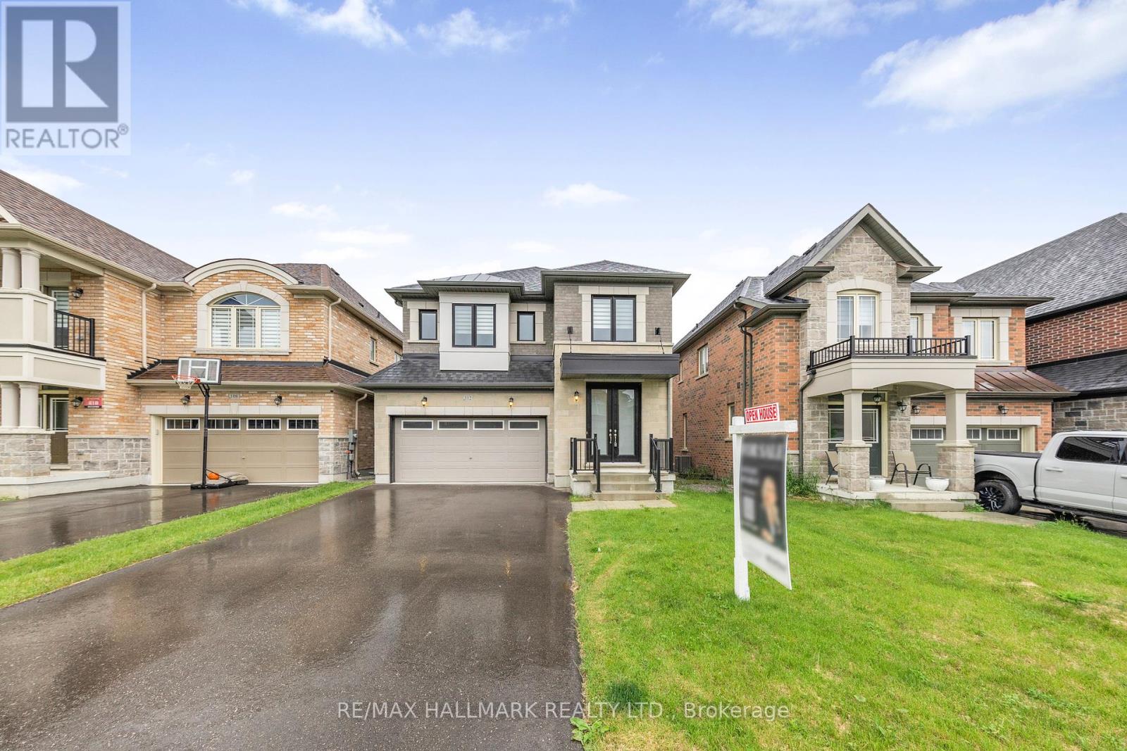 112 CARRIAGE SHOP BEND, east gwillimbury (queensville), Ontario