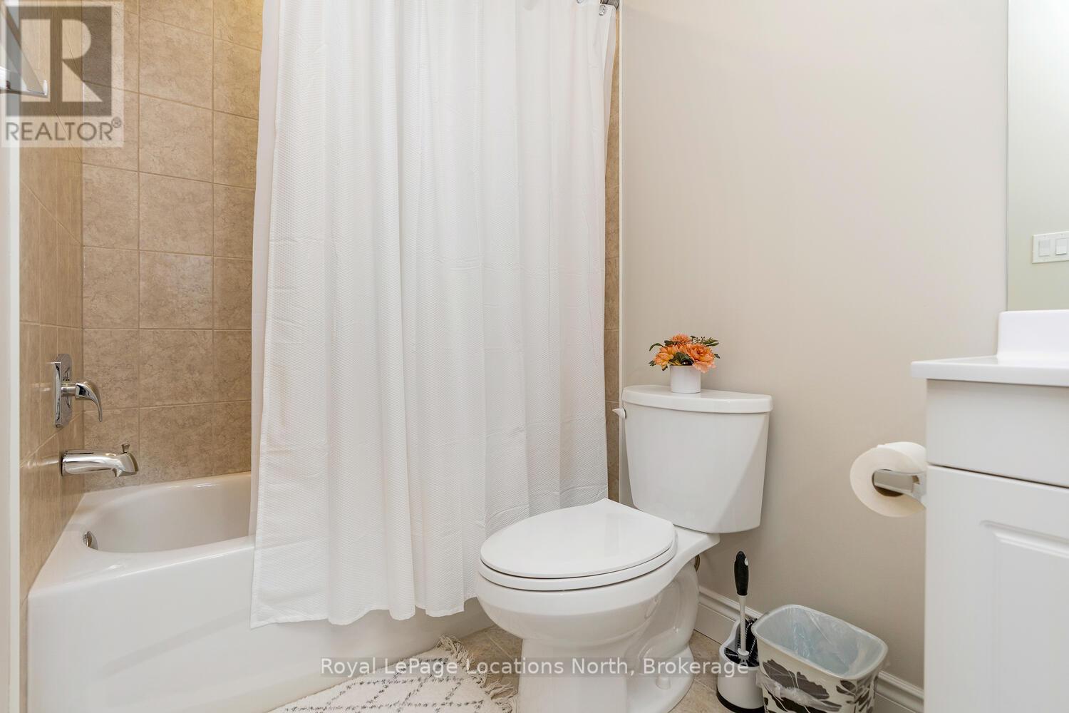 40 Waterview Road, Wasaga Beach, Ontario  L9Z 0E9 - Photo 24 - S12216823