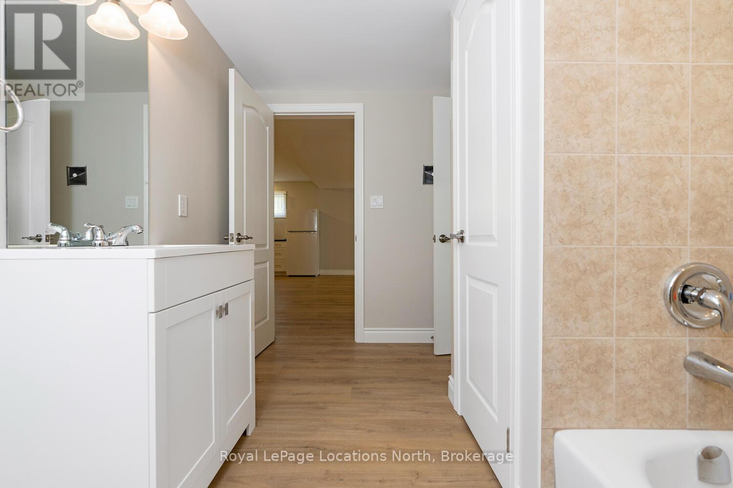 40 Waterview Road, Wasaga Beach, Ontario  L9Z 0E9 - Photo 37 - S12216823