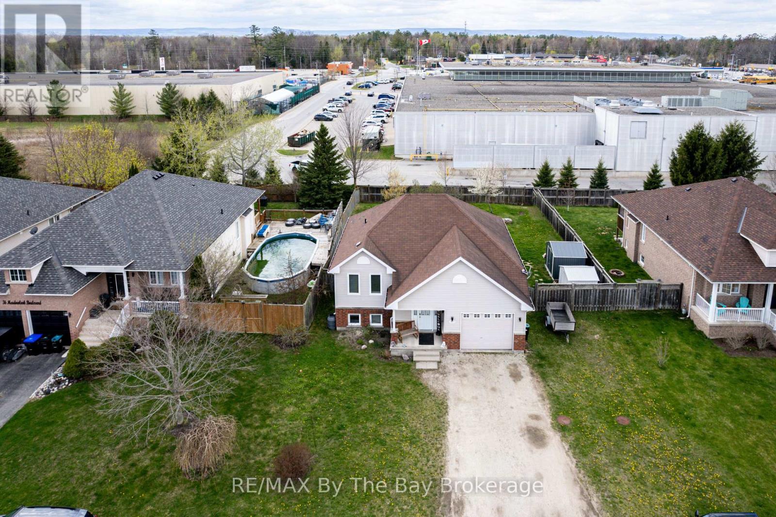 36a Meadowlark Boulevard, Wasaga Beach, Ontario  L9Z 3B2 - Photo 40 - S12216880