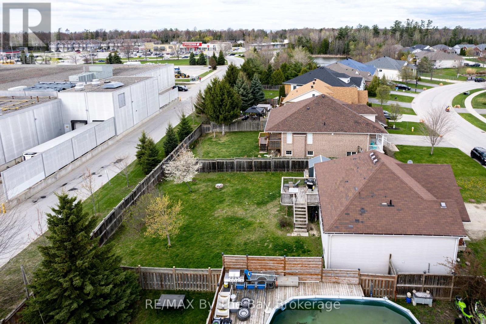 36a Meadowlark Boulevard, Wasaga Beach, Ontario  L9Z 3B2 - Photo 42 - S12216880