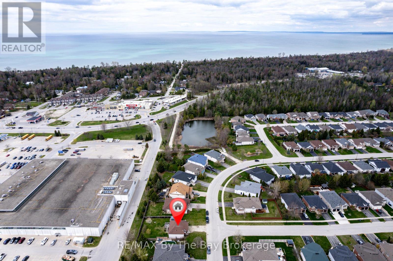 36a Meadowlark Boulevard, Wasaga Beach, Ontario  L9Z 3B2 - Photo 46 - S12216880