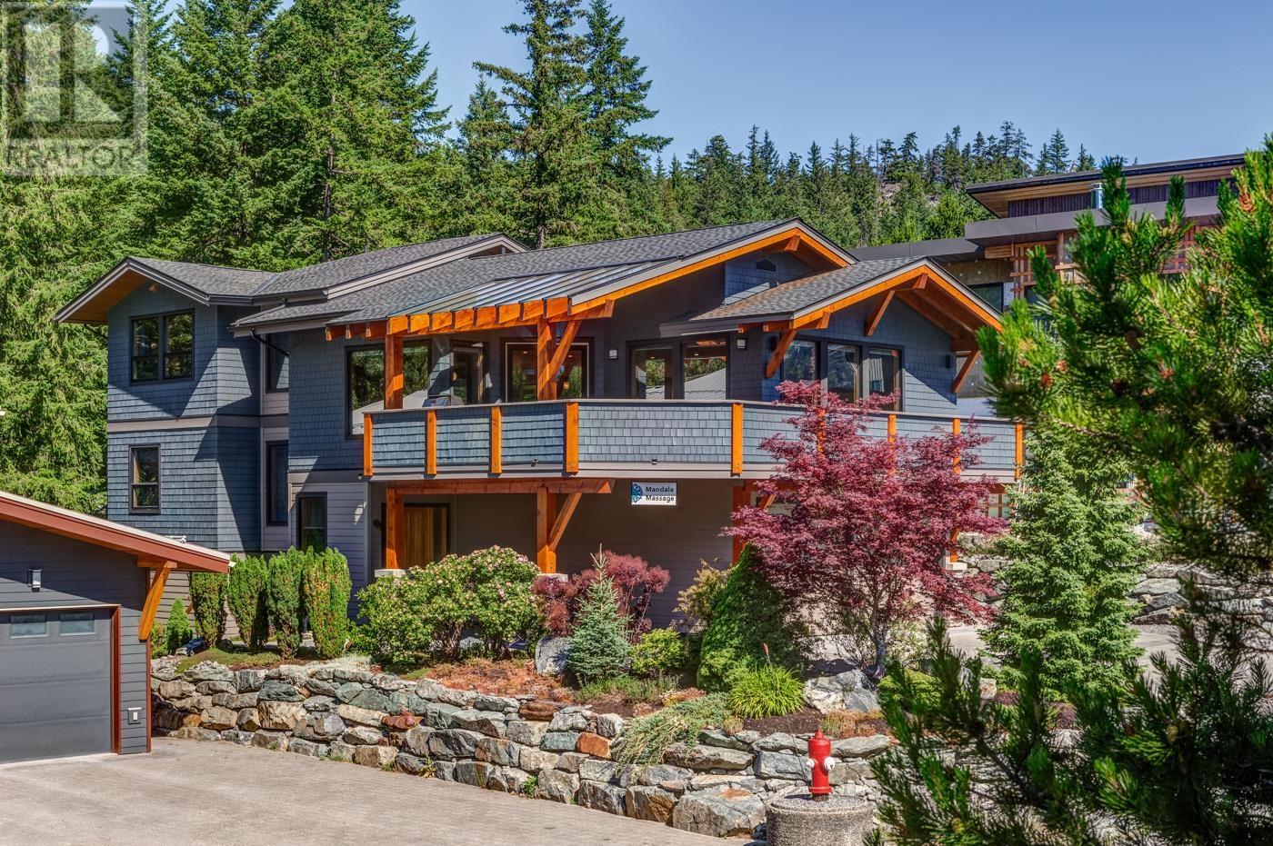 7459 DOGWOOD STREET, pemberton, British Columbia