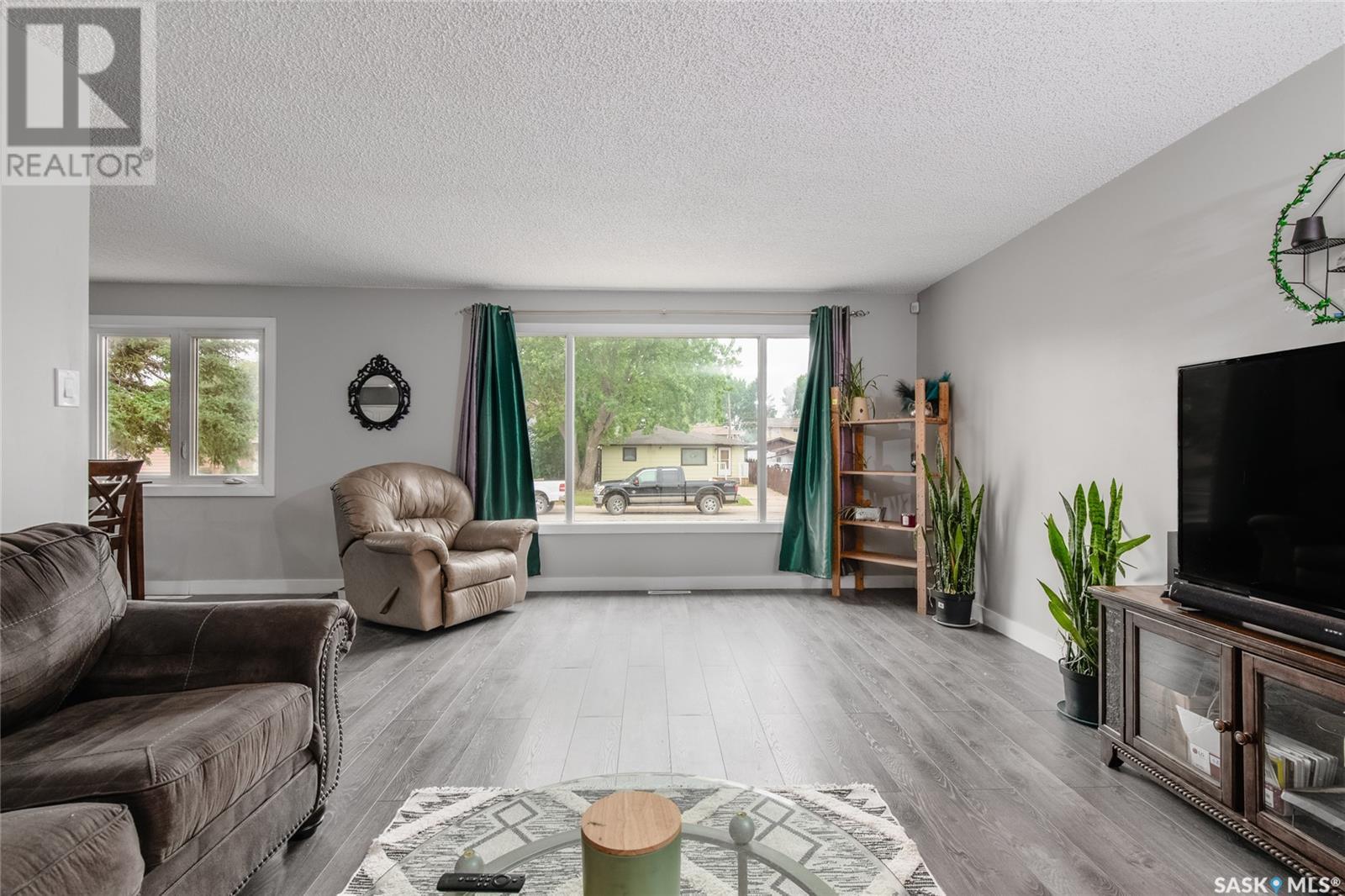 1314 Grandview Street W, Moose Jaw, Saskatchewan  S6H 6H8 - Photo 10 - SK009302