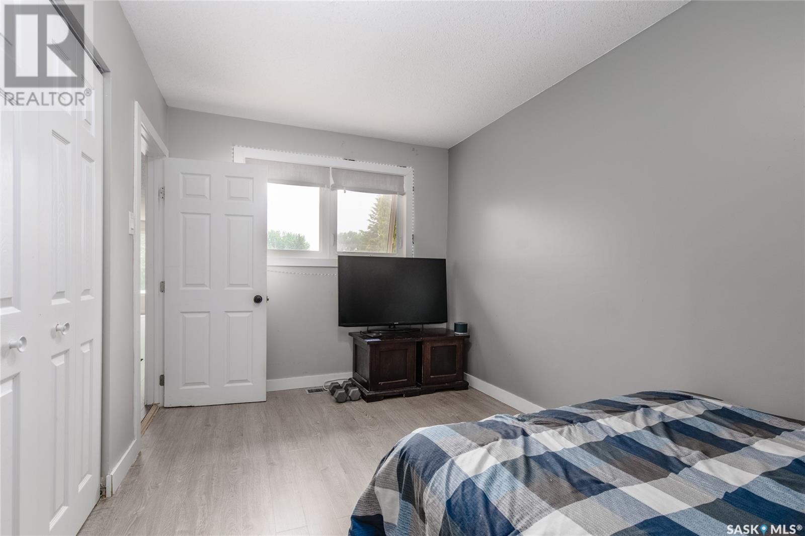 1314 Grandview Street W, Moose Jaw, Saskatchewan  S6H 6H8 - Photo 27 - SK009302