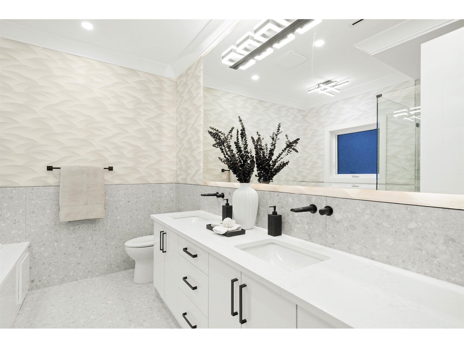 2096 Bowler Drive, Surrey, British Columbia  V4A 5A3 - Photo 24 - R3014952
