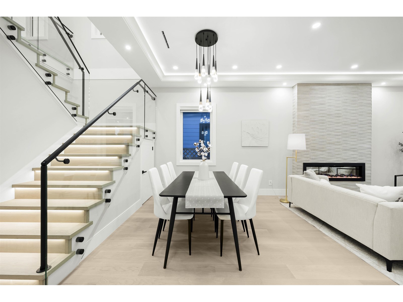 2096 Bowler Drive, Surrey, British Columbia  V4A 5A3 - Photo 6 - R3014952