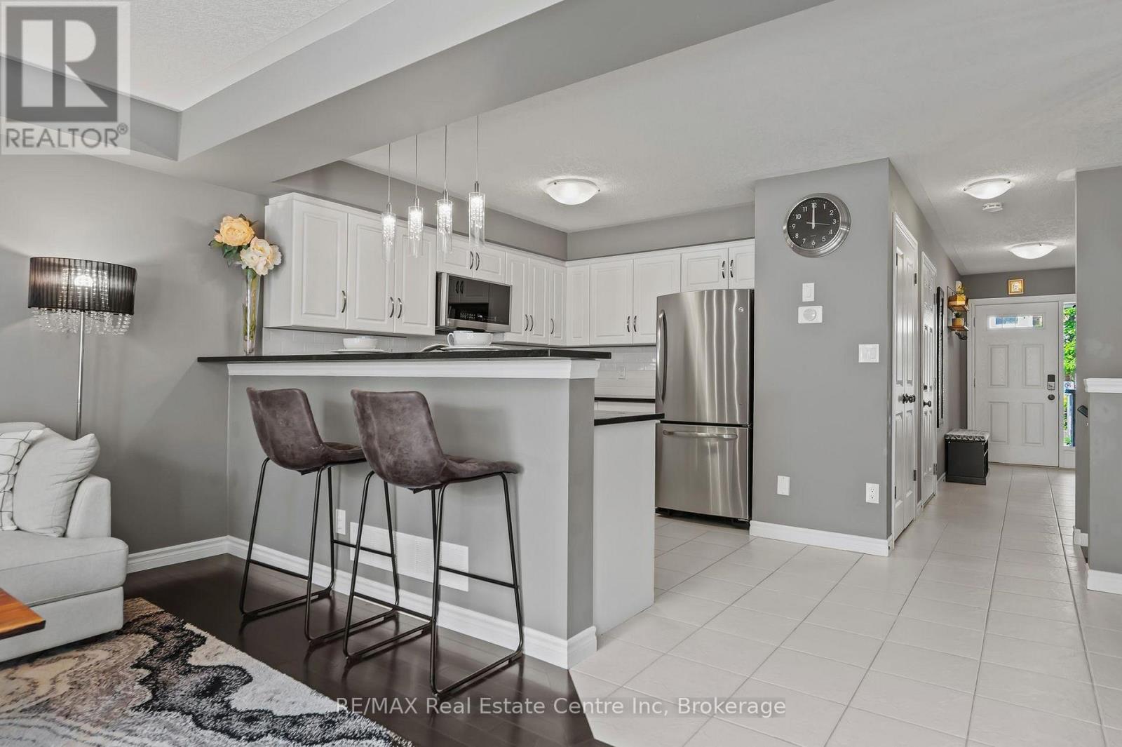 46 - 167 Arkell Road, Guelph, Ontario  N1L 0J9 - Photo 8 - X12216845