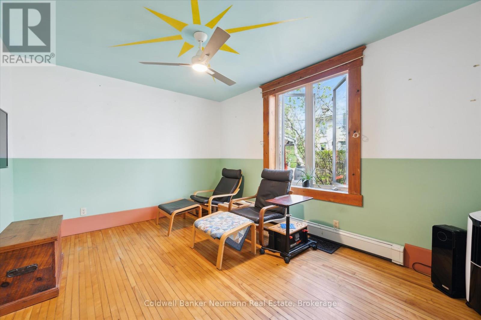 124 Surrey Street E, Guelph, Ontario  N1H 3P9 - Photo 14 - X12216850