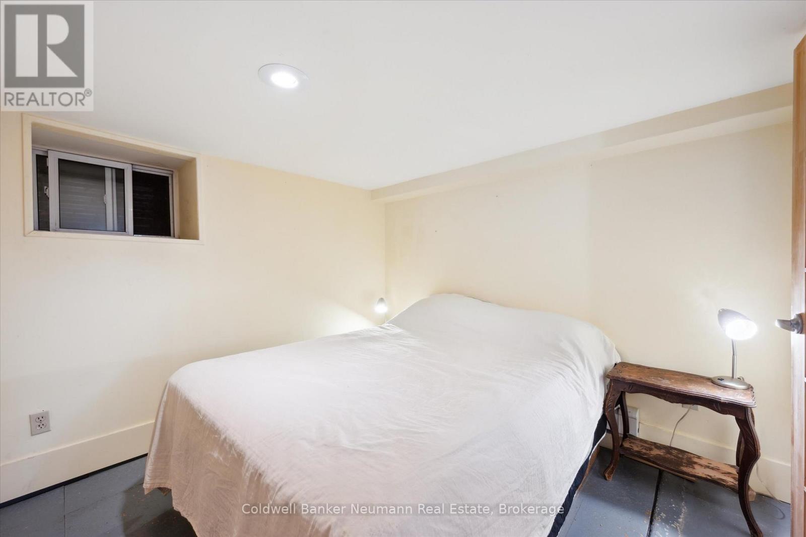 124 Surrey Street E, Guelph, Ontario  N1H 3P9 - Photo 17 - X12216850