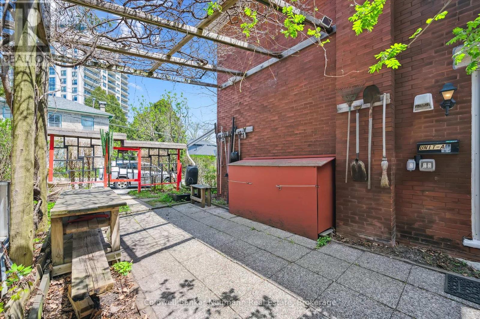 124 Surrey Street E, Guelph, Ontario  N1H 3P9 - Photo 19 - X12216850