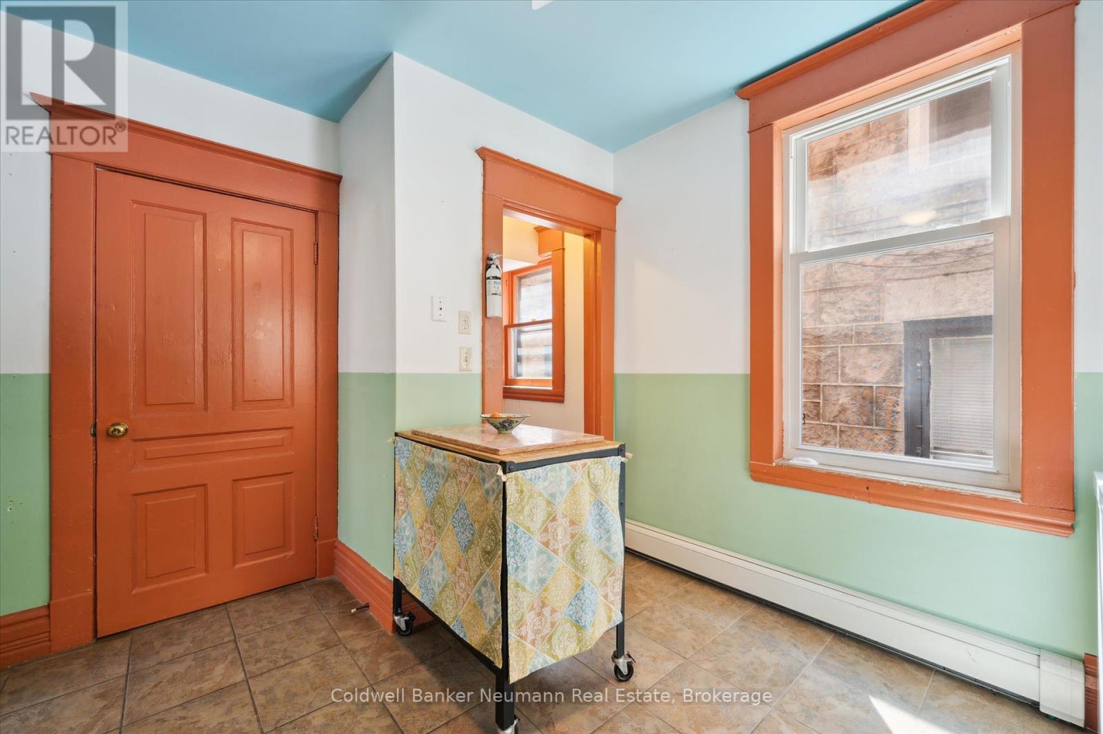 124 Surrey Street E, Guelph, Ontario  N1H 3P9 - Photo 29 - X12216850