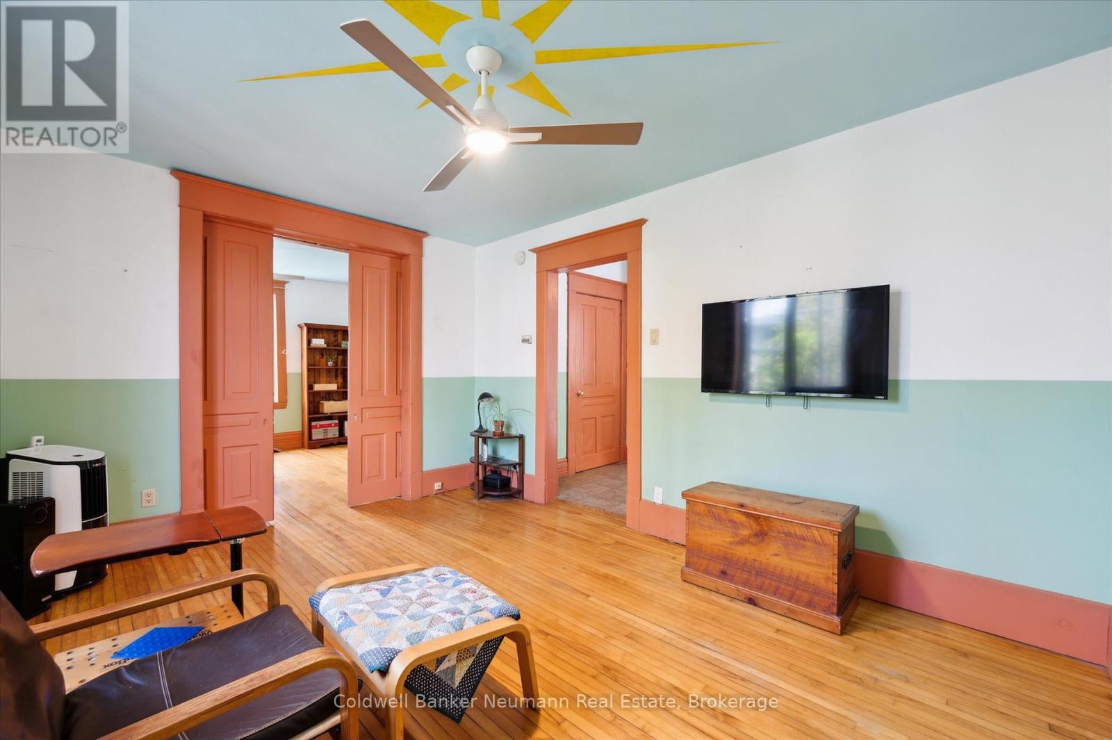 124 Surrey Street E, Guelph, Ontario  N1H 3P9 - Photo 30 - X12216850