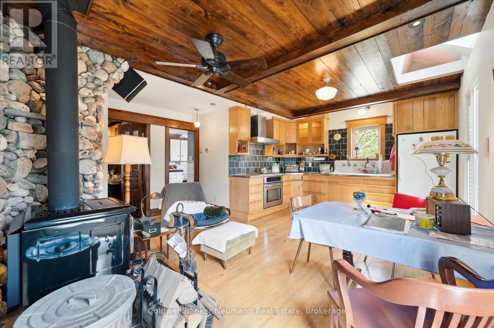 124 Surrey Street E, Guelph, Ontario  N1H 3P9 - Photo 6 - X12216850