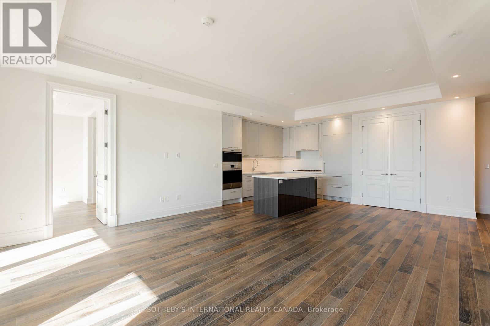 404 - 1 Forest Hill Road, Toronto, Ontario  M4V 1R1 - Photo 10 - C12189949