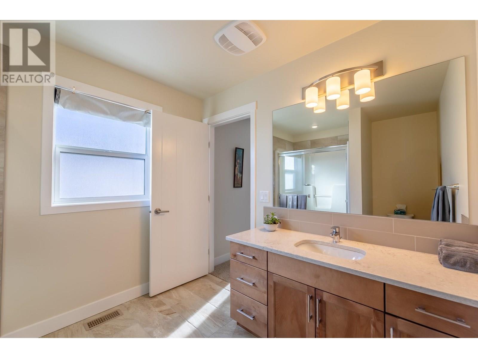 926 Holden Road, Penticton, British Columbia  V2A 9G6 - Photo 22 - 10351970