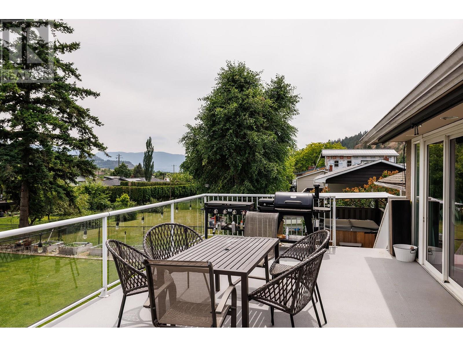 333 Moubray Road, Kelowna, British Columbia  V1V 1R5 - Photo 24 - 10351165