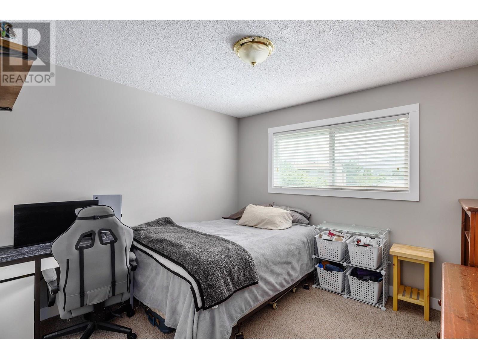 333 Moubray Road, Kelowna, British Columbia  V1V 1R5 - Photo 12 - 10351165