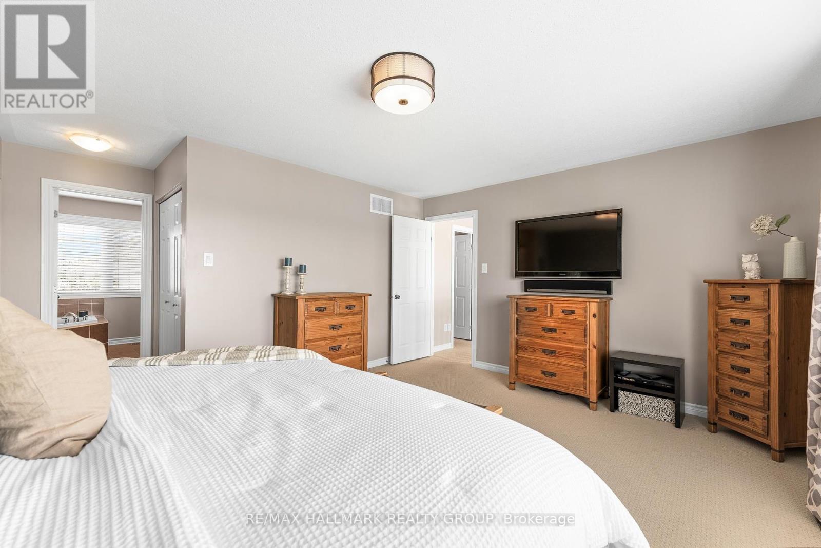 182 Felicity Crescent, Ottawa, Ontario  K1W 0C2 - Photo 24 - X12216844