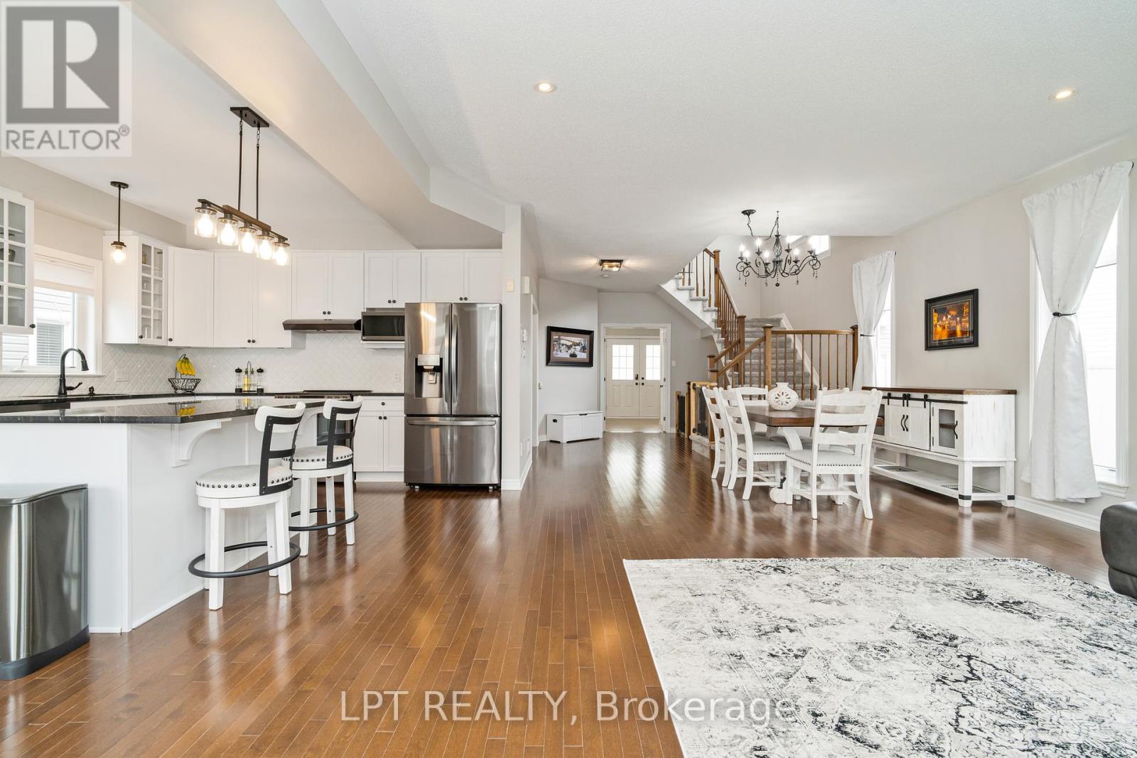 140 Montargis Circle, Ottawa, Ontario  K4A 0M5 - Photo 8 - X12216860