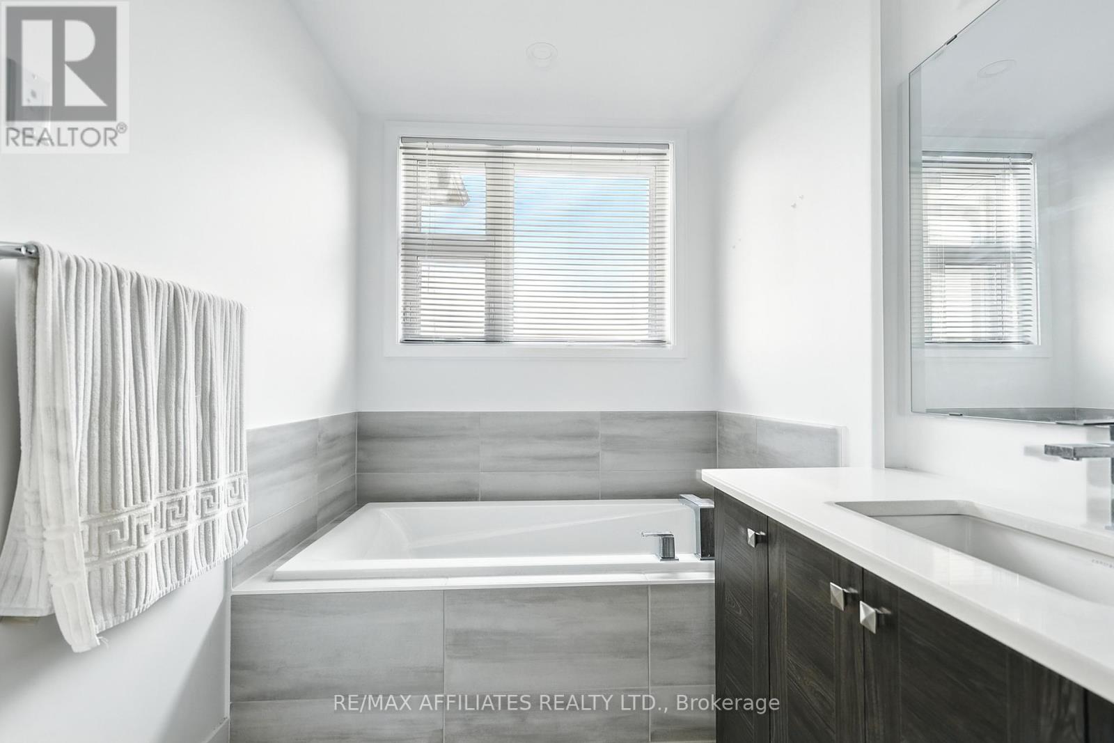 966 Acoustic Way, Ottawa, Ontario  K4M 0R1 - Photo 15 - X12216883