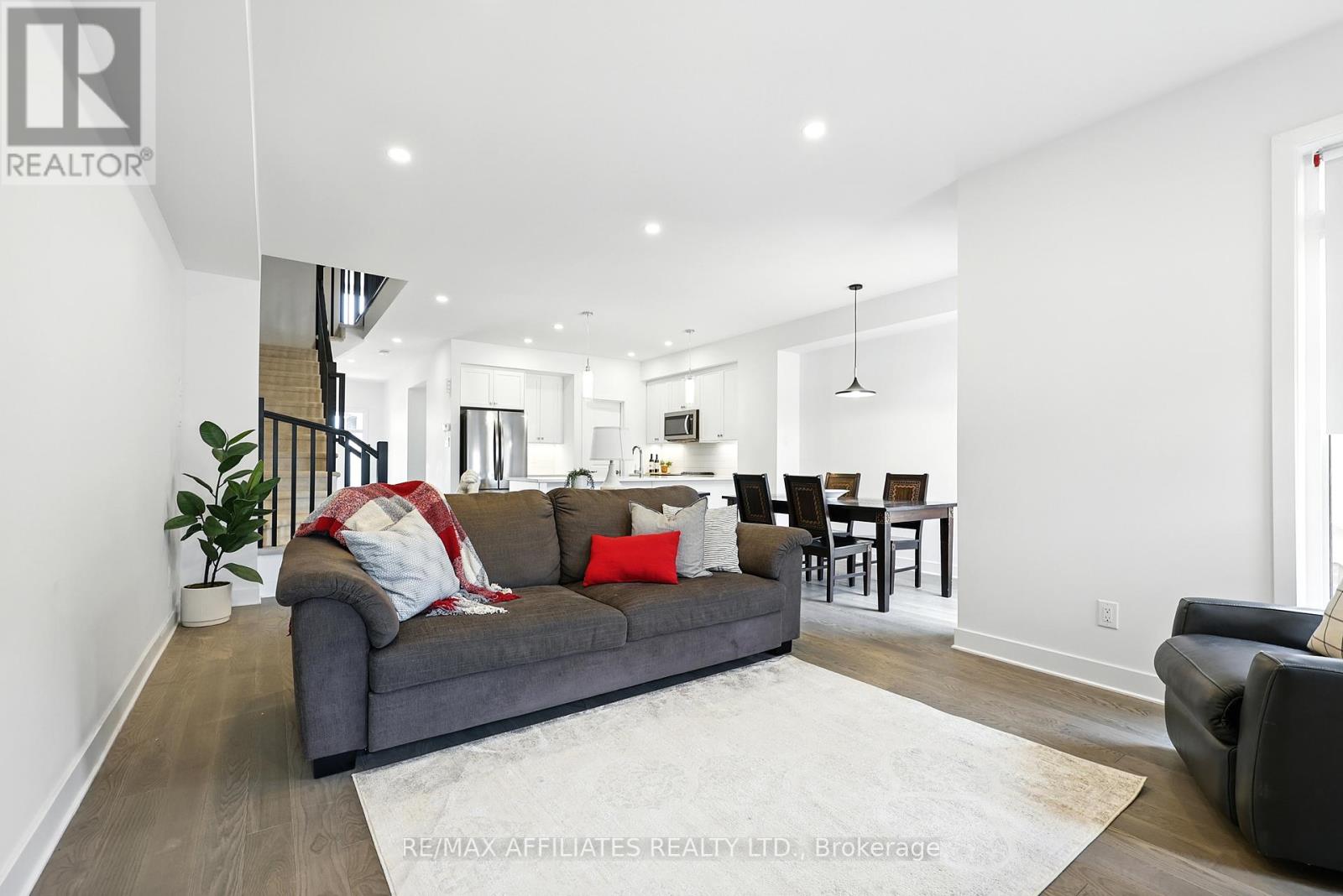 966 Acoustic Way, Ottawa, Ontario  K4M 0R1 - Photo 8 - X12216883