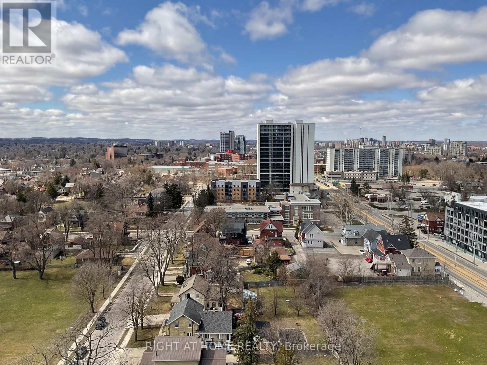 1812 - 15 Wellington Street, Kitchener, Ontario  N2G 0E3 - Photo 11 - X12216550